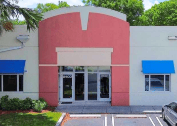 Edificio en El Doral donde se ubica Vimaisamd Centro de Estética